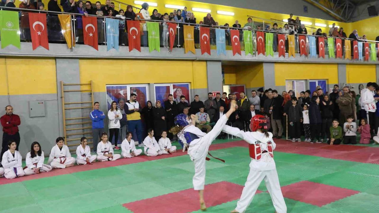 Kocasinan altyapısından çıkan sporcular Alanya'da taekwondoda Türkiye dereceleri kazandı