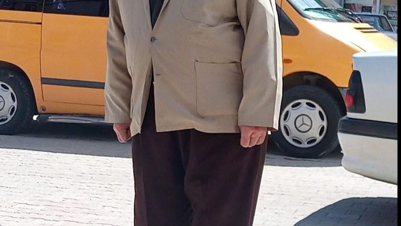 Konya Beyşehir'de otomobil ile yolcu minibüsü çarpıştı: 1 ölü, 1 yaralı