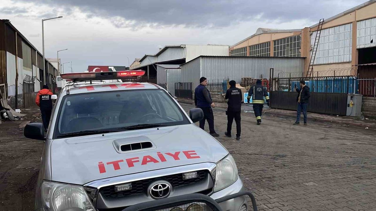 Konya'da dondurma deposunda amonyak sızıntısı: 1 işçi hastaneye kaldırıldı