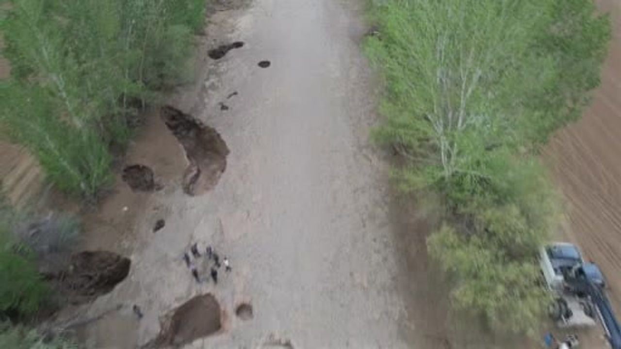 Konya'da obruk artışı: Kontrolsüz yeraltı suyu kullanımı örtü çökmesi obruklarını tetikliyor