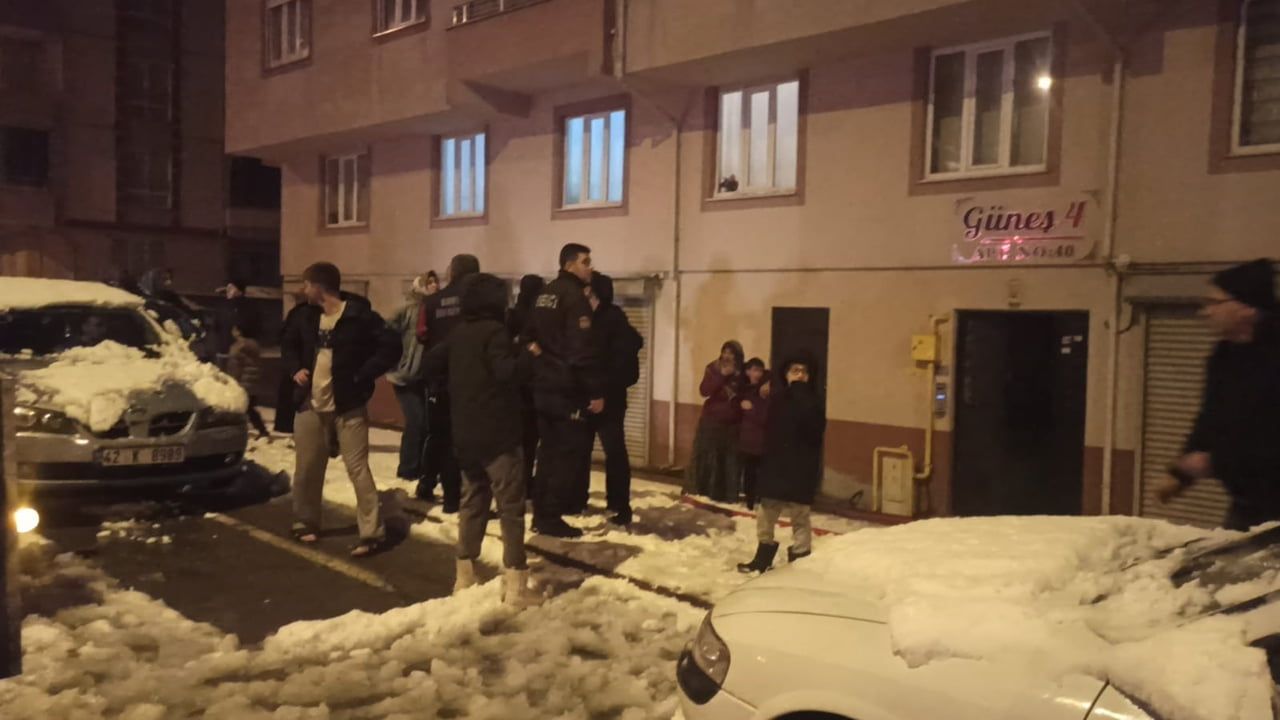 Konya Seydişehir'de 5 katlı binada yangın: 6 kişi dumandan etkilendi, 3'ü hastaneye kaldırıldı