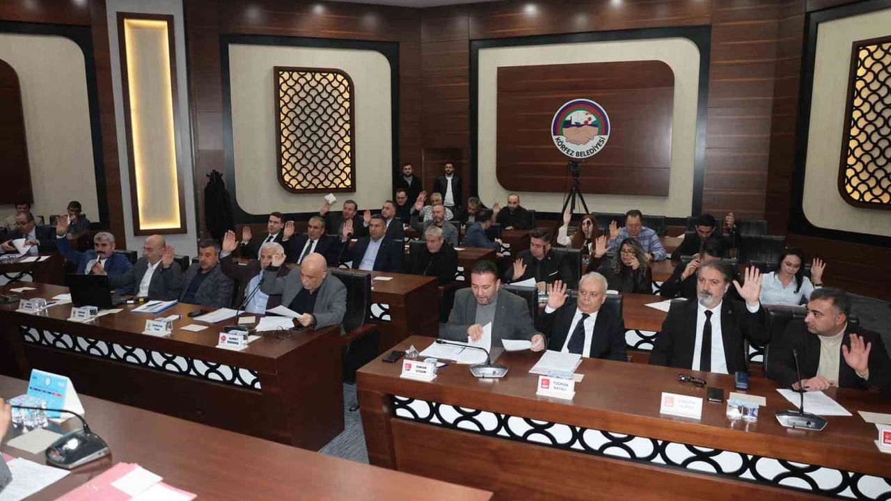 Körfez Belediyesi, Tütünçiftlik Kent Meydanı'ndaki metro durağı yerinin Büyükşehir'e devrini onayladı