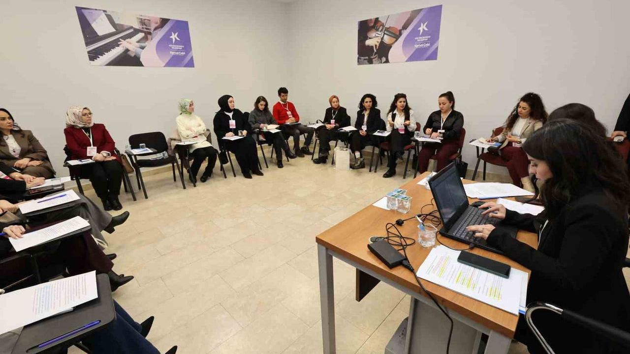 Küçükçekmece'de erken çocukluk hizmetleri çalıştayı: Yerel ve aile temelli yaklaşımlar öne çıktı