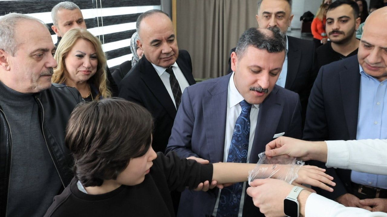 Küçükçekmece'de 'Sevgi İzi Projesi' ile özel gereksinimli bireylere güvenlik desteği