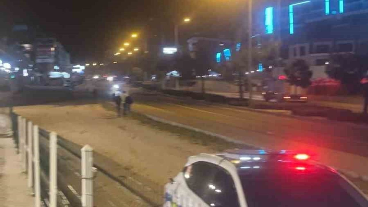 Kuşadası'nda motosiklet kazasında 22 yaşındaki sürücü hayatını kaybetti