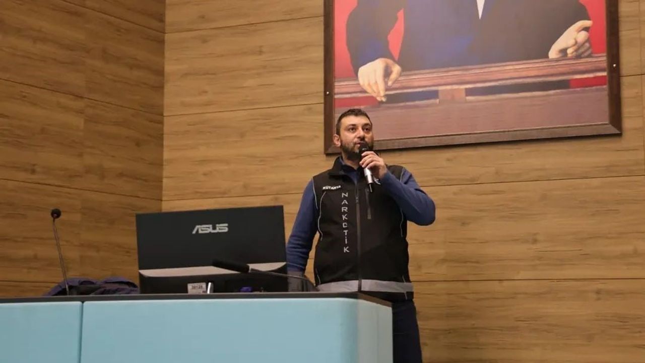 Kütahya Belediyesi Personeline Yönelik Bağımlılıkla Mücadele Semineri