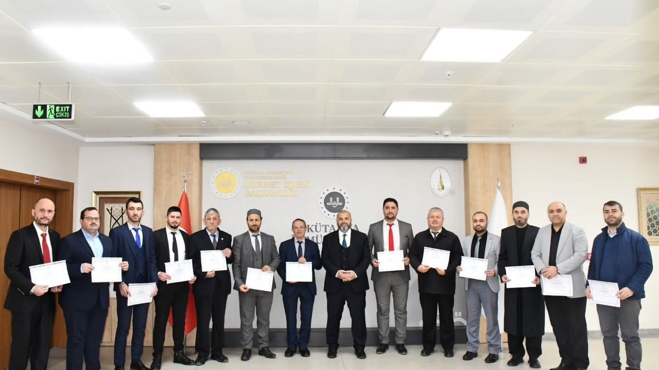 Kütahya'da din görevlilerine yönelik 'Vaaz Becerilerini Geliştirme' hizmet içi eğitimi tamamlandı