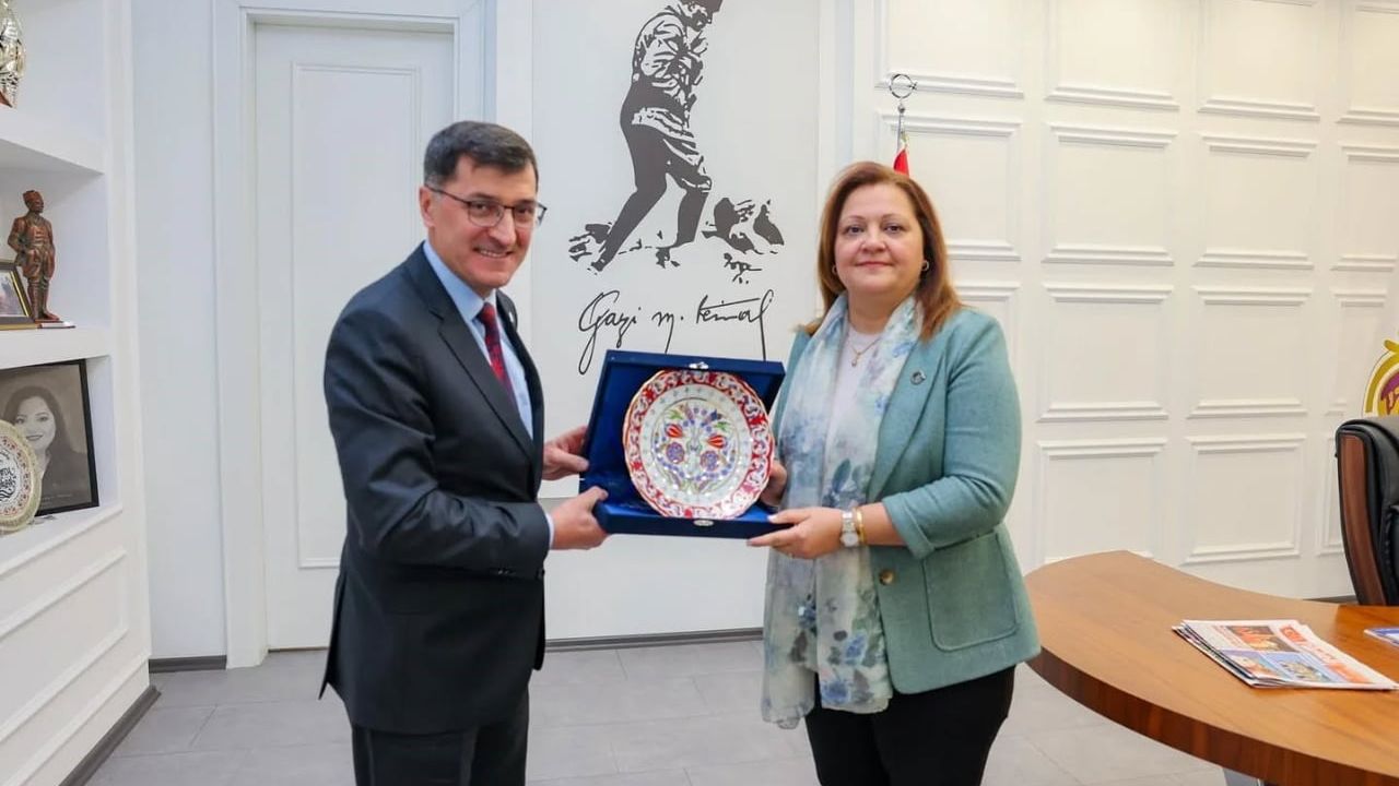 Kütahya ve Afyonkarahisar belediye başkanları sosyal belediyecilikte iş birliğini değerlendirdi