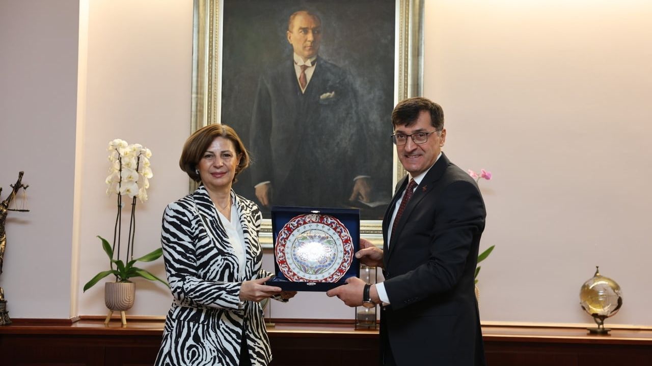 Kütahya ve Eskişehir Belediyeleri Arasında Tecrübe Paylaşımı ve İş Birliği Ziyaretleri