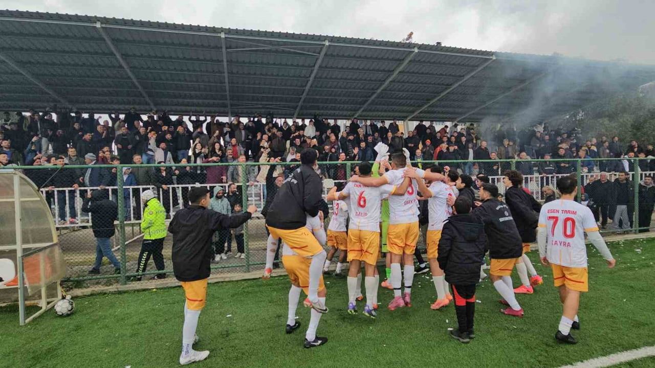Kuyucak Yamalakspor, Köşk Belediye Doğanspor'u mağlup ederek liderliğe yükseldi