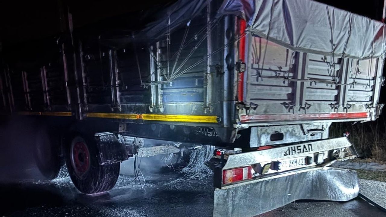 Malatya Akçadağ'da amonyum nitrat yüklü tırda çıkan yangın söndürüldü