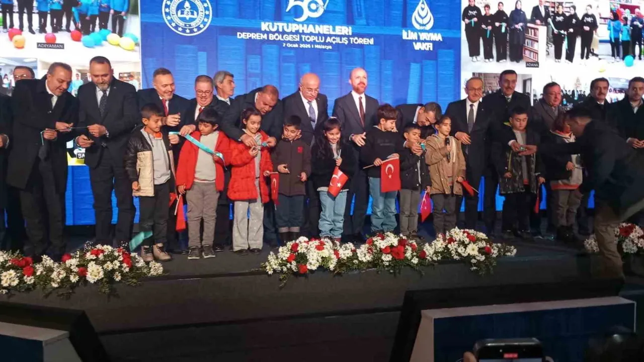 Malatya'da 50. Yıl Kütüphaneleri deprem bölgesinde toplu açıldı — 36 okulda 50 kütüphane