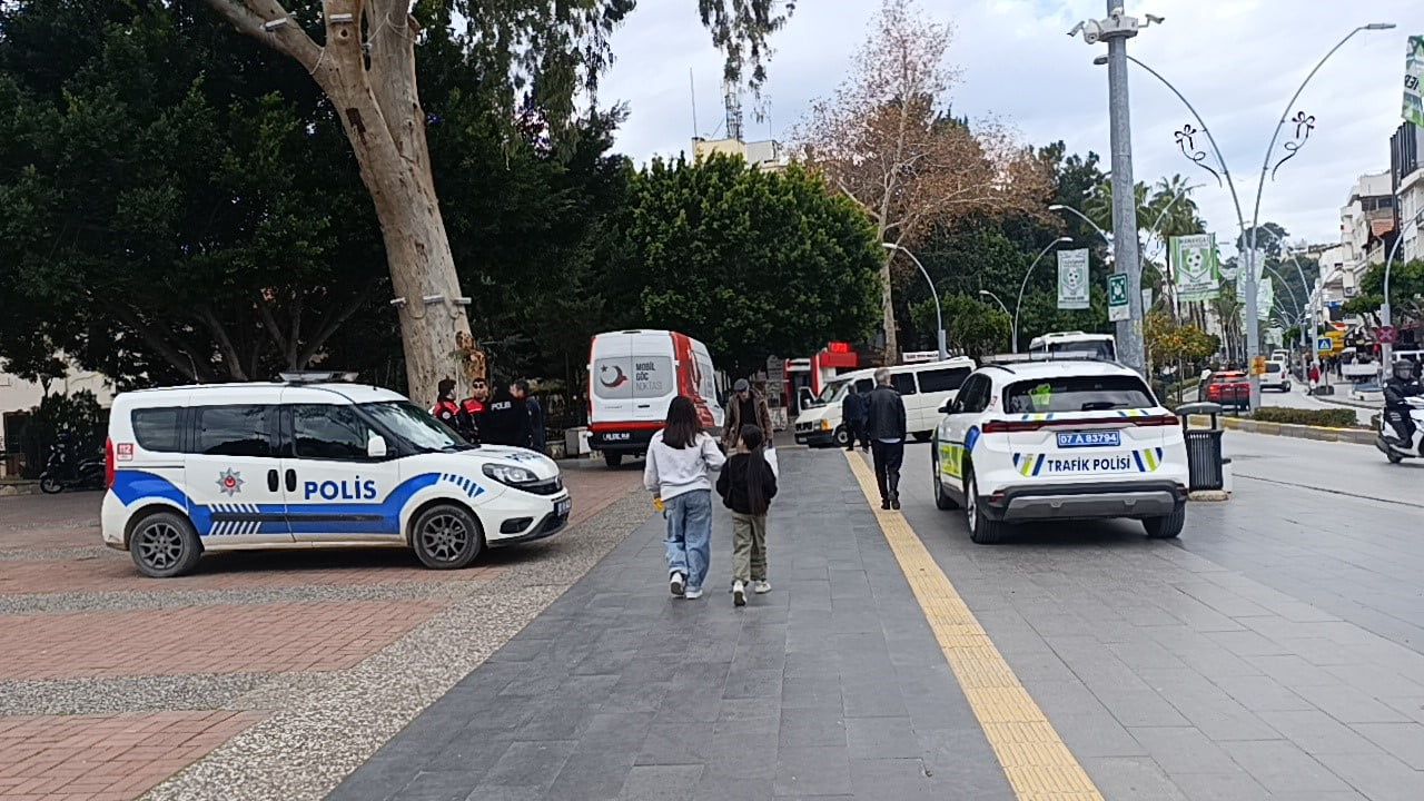 Manavgat’ta 'Gözcü' yüz tanıma sistemi, 10 yıl 446 gün kesinleşmiş hapis cezası olan firariyi yakalattı