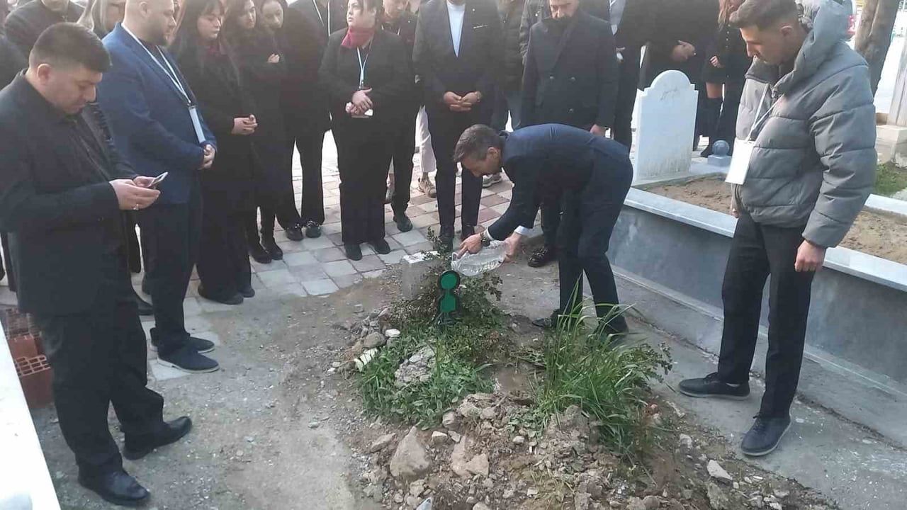 Manisa Berberler ve Kuaförler Odası Başkanı Adem Şahin yeniden seçildi (277 oy)