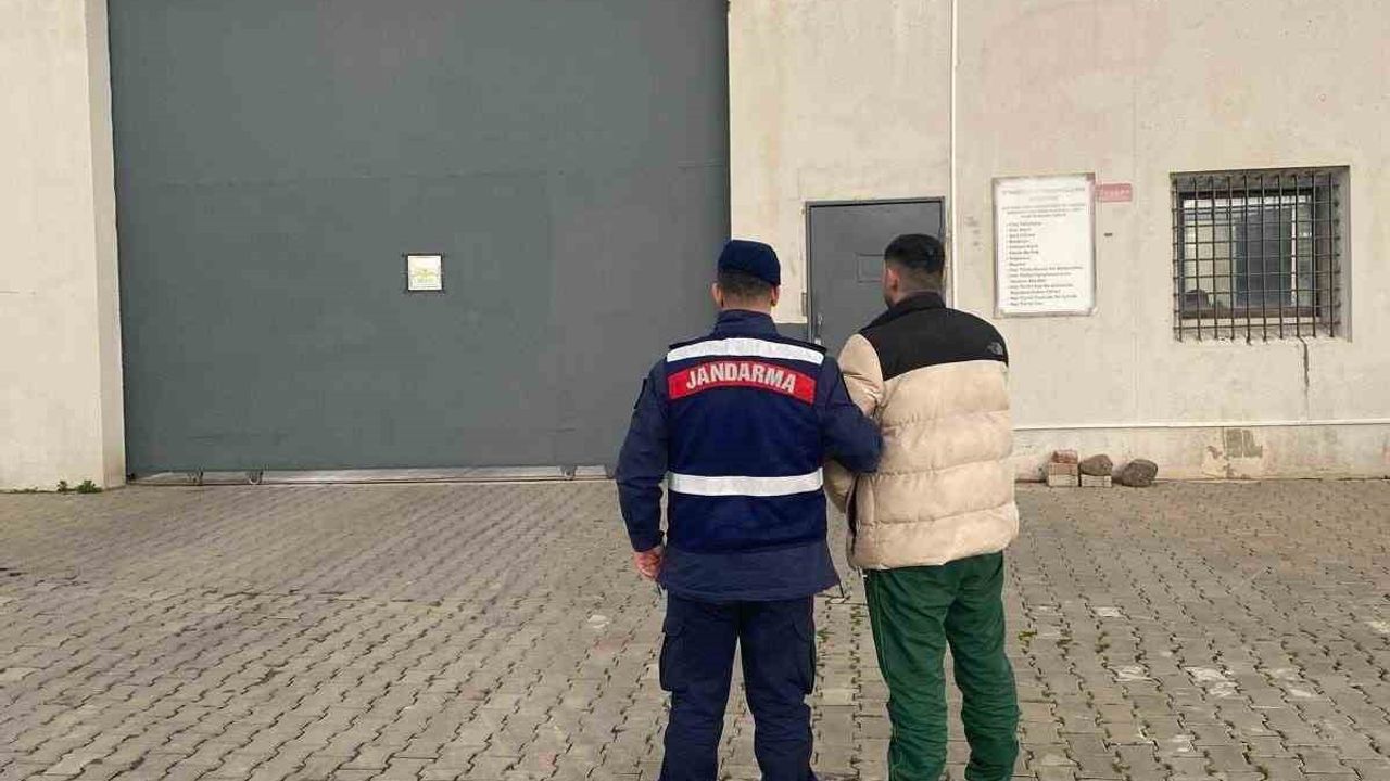 Manisa'da 38 yıl 4 ay kesinleşmiş hapis cezası bulunan şahıs Muradiye'de yakalandı