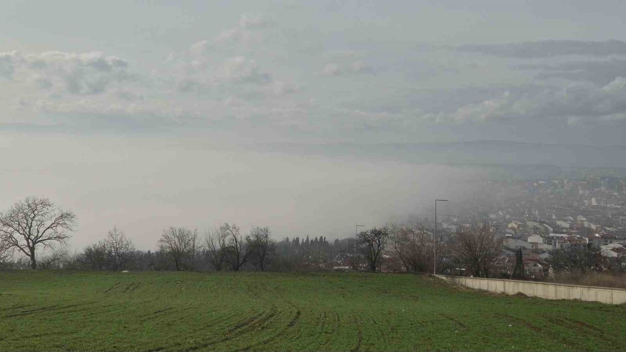 Marmara Denizi ve Tekirdağ Süleymanpaşa’da Yoğun Sis Etkili Oldu