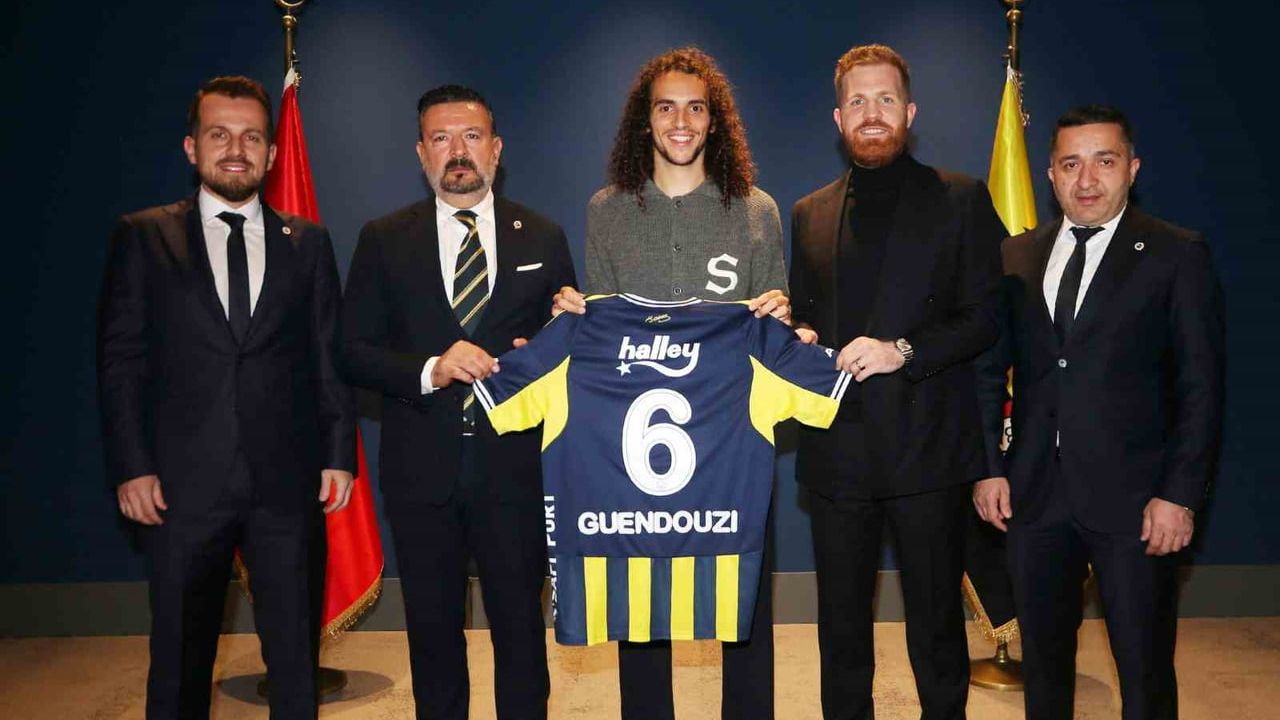 Matteo Guendouzi resmen Fenerbahçe'de: 4,5 yıllık sözleşme imzalandı