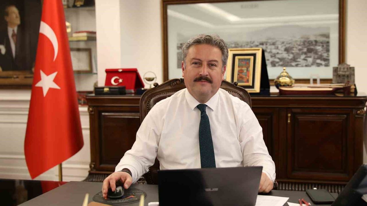 Melikgazi Belediyesi Gesi Kamp Merkezi'nde 11-14 Yaş İngilizce Yarıyıl Kampı Düzenliyor