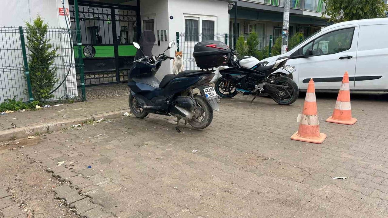 Menemen’de uzaklaştırma kararı bulunan şüphelinin pusu kurduğu Gözde Akbaba hayatını kaybetti: Görgü tanığı konuştu