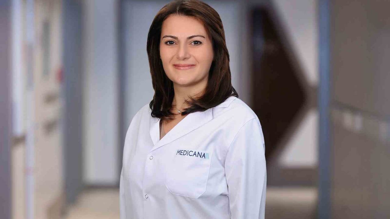 Menopozun beyne etkileri: Uzmandan unutkanlık ve dikkat sorunları uyarısı