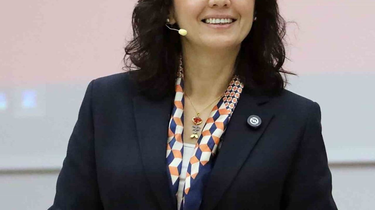 Menteşe Belediye Başkanı Gonca Köksal Aras'tan 10 Ocak Çalışan Gazeteciler Günü mesajı