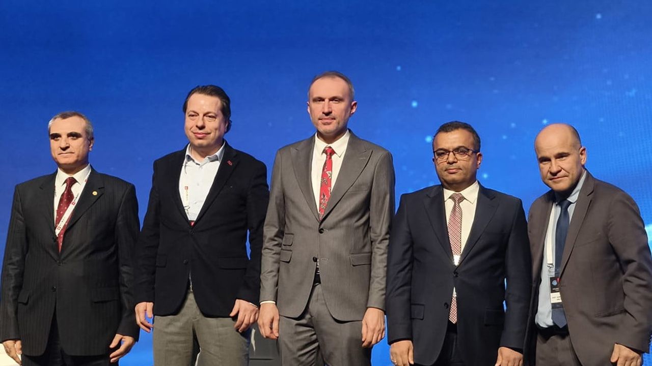 Meram Belediyesi'nin 'Yapay Zeka ile Yol Hasar Tespiti' Projesi ödül aldı