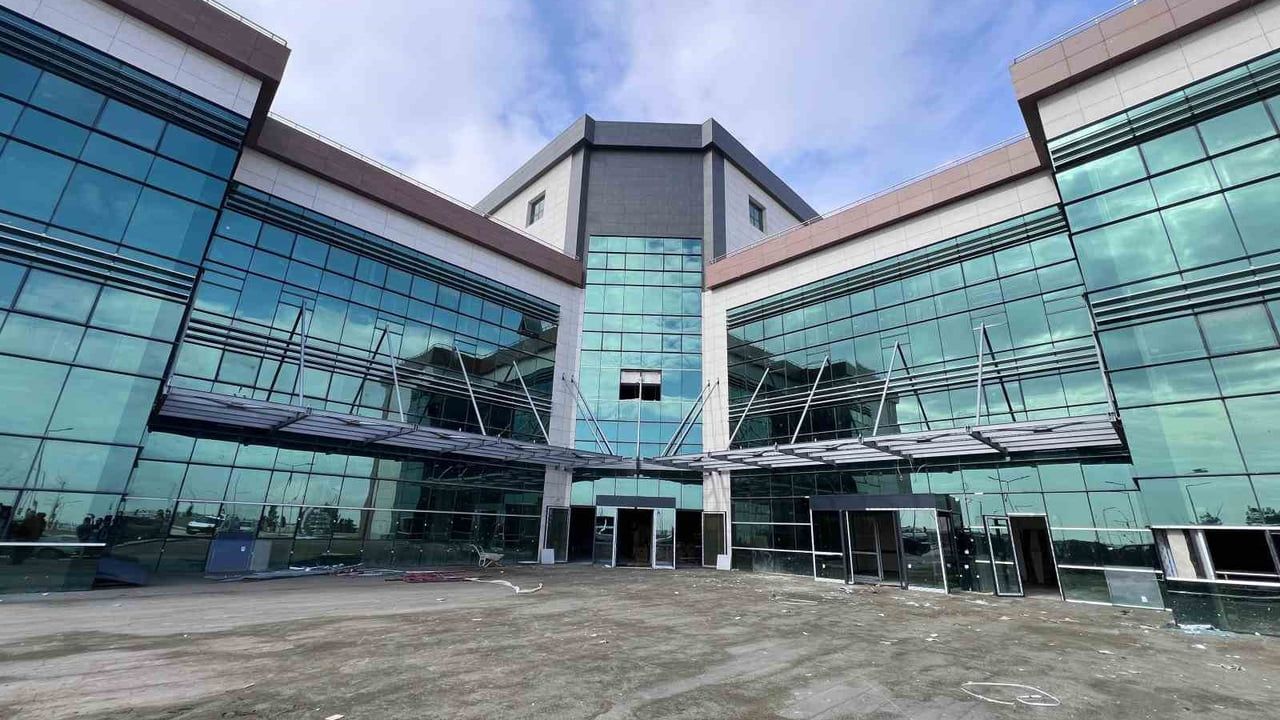 Mersin-Adana-Osmaniye-Gaziantep YHT Projesi: Mersin-Adana yolculuğu 25 dakikaya iniyor