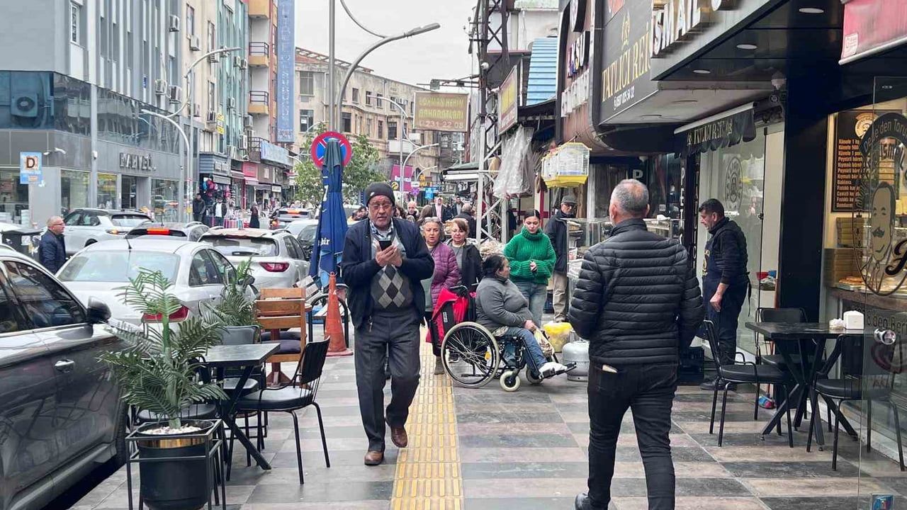 Mersin'de 3.9 büyüklüğünde deprem: Erdemli merkezli, 7 km derinlikte