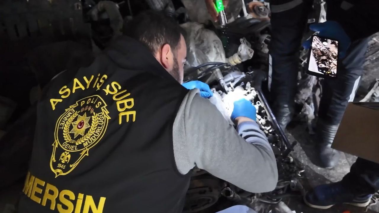 Mersin'de 'Change Araç' çetesine operasyon: 14 tutuklama, 27 araç el konuldu