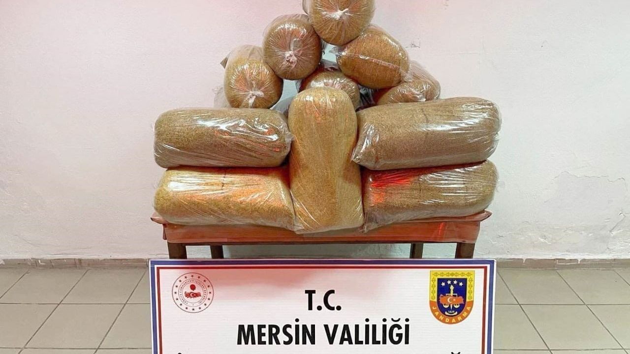 Mersin'de Toroslar'da Araçta 100 kilogram kaçak kıyılmış tütün ele geçirildi, 1 kişi gözaltına alındı