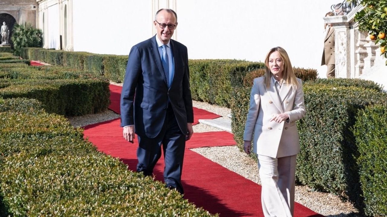 Merz: Avrupa Arktik’in savunmasında daha fazlasını yapmalı; Roma’da Almanya-İtalya iş birliği eylem planı imzalandı