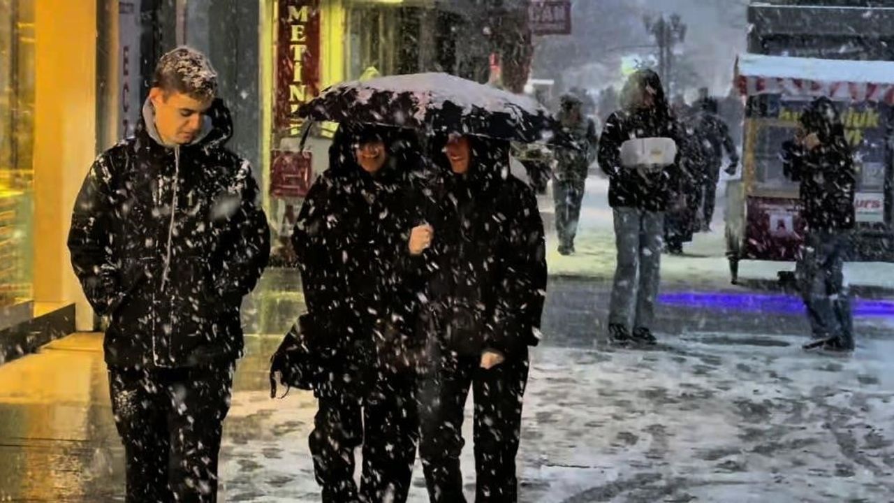 Meteoroloji'den Erzincan için kar, buzlanma ve çığ uyarısı