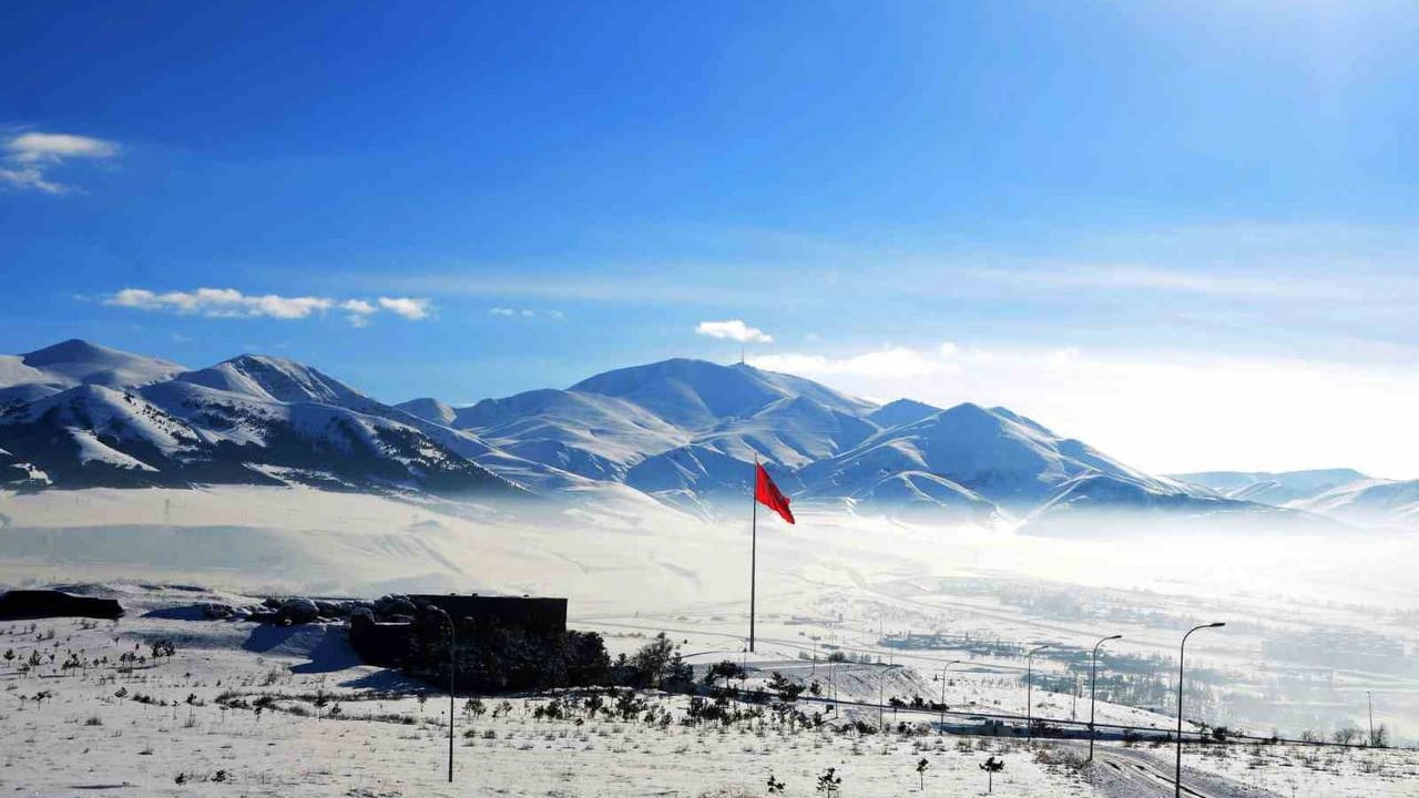 Meteoroloji: Erzurum ve Erzincan için kar, soğuk ve kuvvetli rüzgar uyarısı