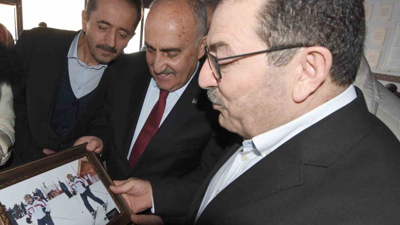 Milletvekili Selami Altınok Erzurum Kent Konseyi’ni Ziyaret Etti