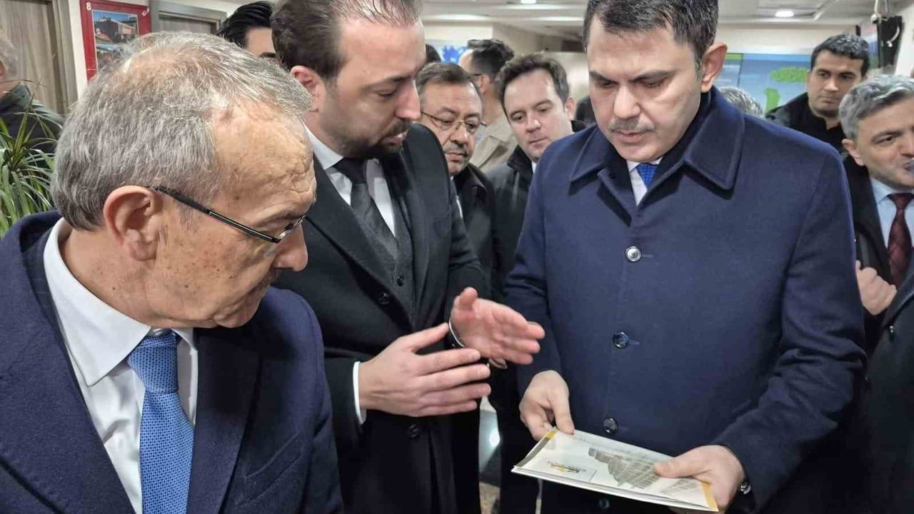 MİMDER Başkanı Bülbüloğlu, Bakan Kurum’a Malatya yerinde dönüşüm raporunu sundu