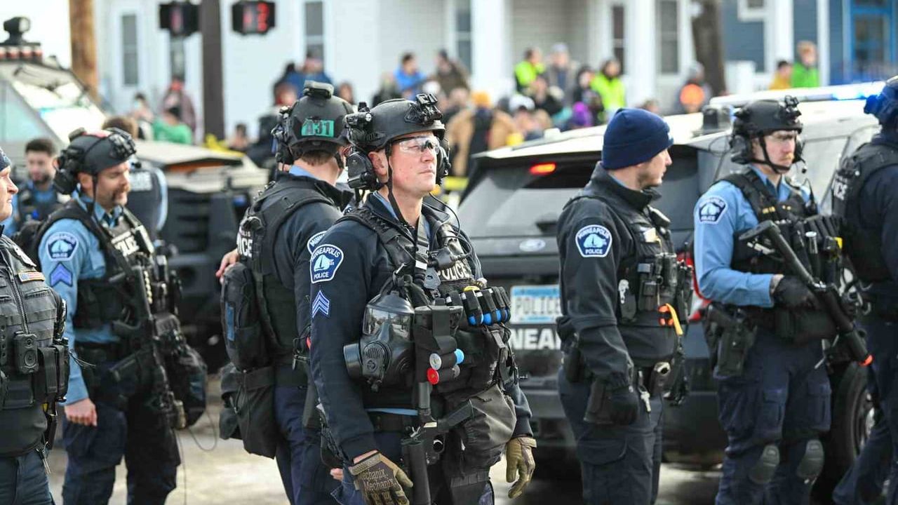 Minneapolis'te ICE ajanlarının bir kadını vurarak öldürmesi: Yetkililer arasında görüş ayrılığı ve FBI soruşturması