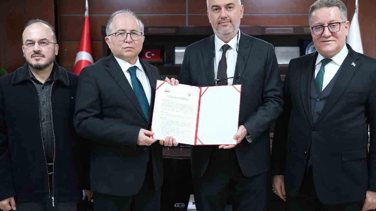 Mudanya Üniversitesi ile Bursa İl Sağlık Müdürlüğü arasında uygulamalı eğitim ve staj protokolü imzalandı