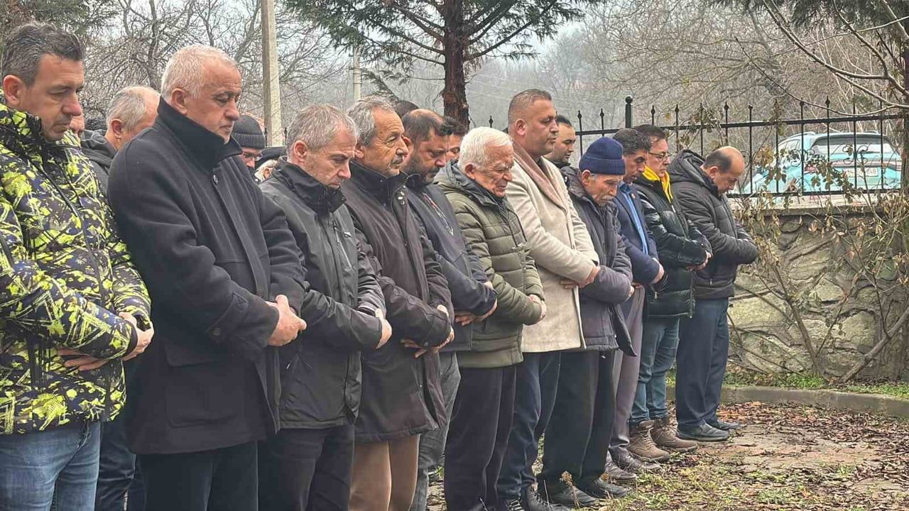 Mudurnu'nun 100 yaşındaki fotoğrafçısı Abdullah Çetin hayatını kaybetti
