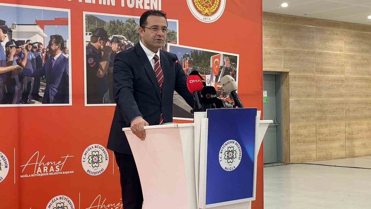 Muğla Büyükşehir Belediyesi'nde 100 yeni memurun yemin töreni yapıldı