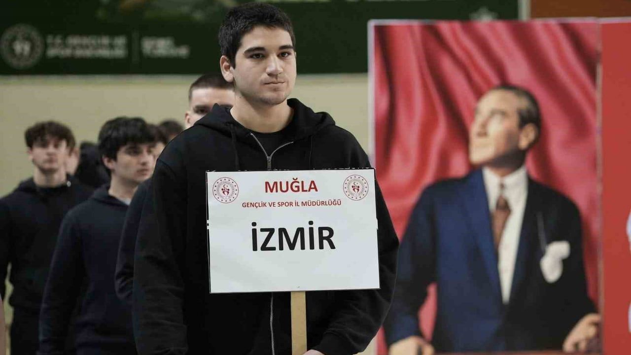 Muğla'da Genç A Kız ve Erkek Basketbol Grup Birinciliği Menteşe'de Başladı