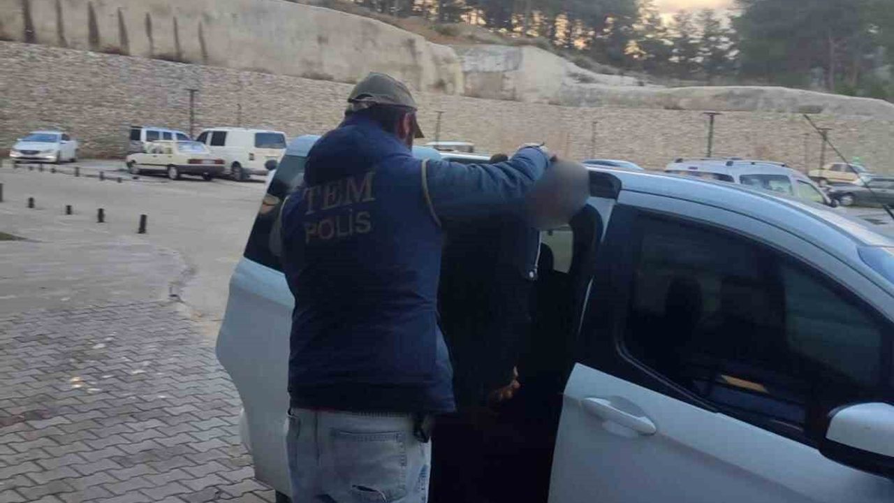 Muğla'da iki FETÖ şüphelisi yakalandı: Ortaca ve Fethiye'de 6 yıl 3 ay kesinleşmiş hapis cezası