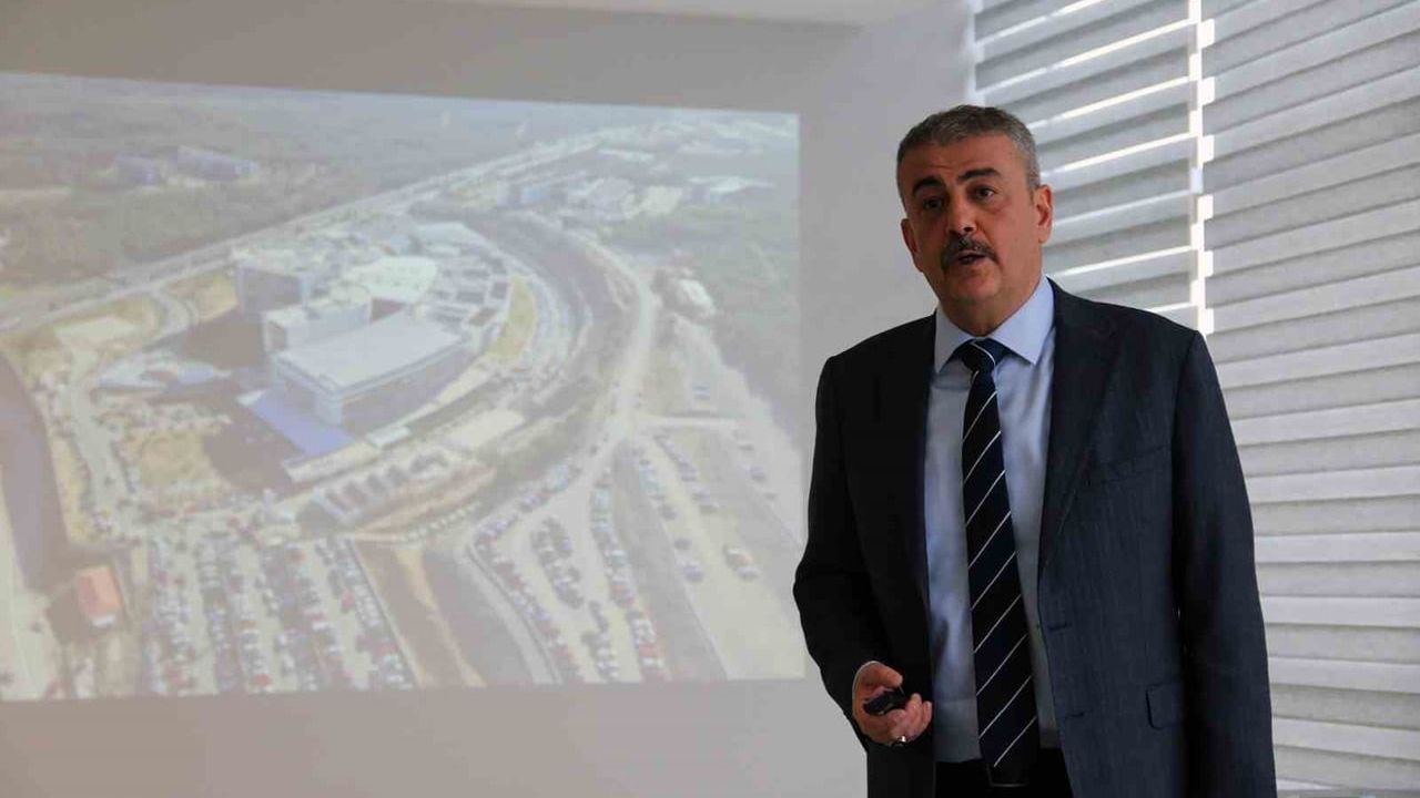 Muğla EAH Başhekimi Prof. Dr. Ethem Acar: 'Günlük en az 6 bin 500 poliklinik hizmeti sunuyoruz'