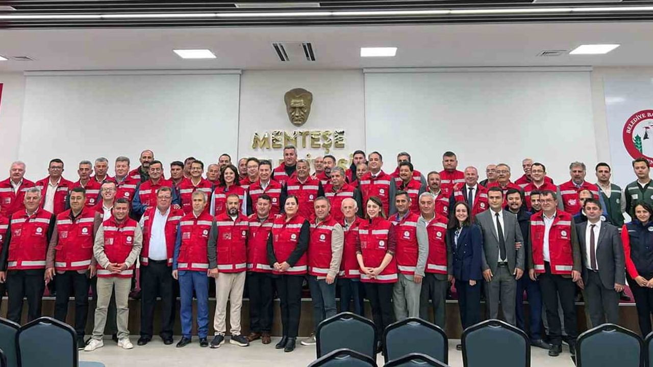 Muğla Muhtarlar Akademisi: 13 ilçede 432 muhtara kapsamlı eğitim verildi