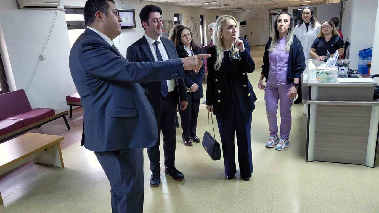 Muğla Sağlık Müdürü Dr. Eriş Başaran Akça Marmaris’te sağlık yatırımlarını inceledi