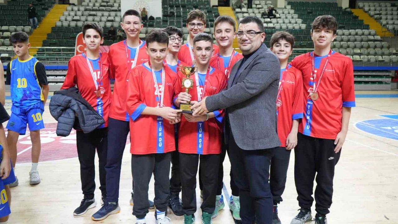 Muğla U14 Basketbol Ligi Finali: ESA Bodrum Şampiyon