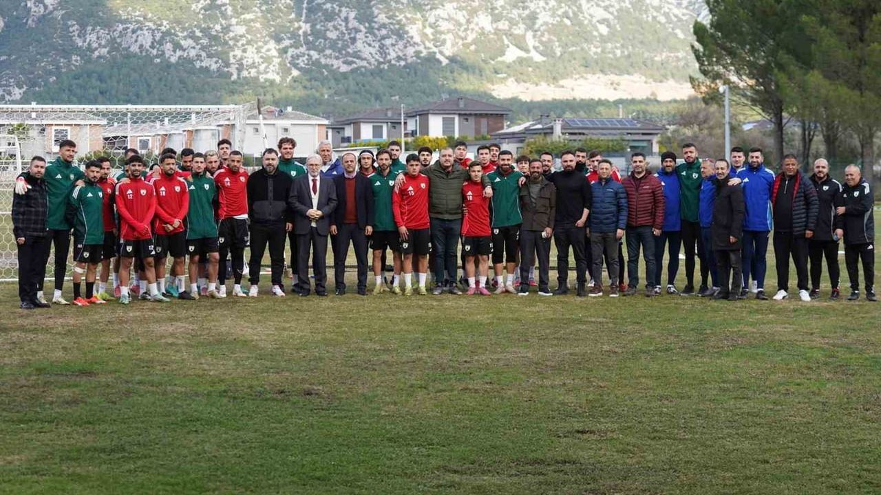 Muğlaspor Antalya'da devre arası kampına başladı