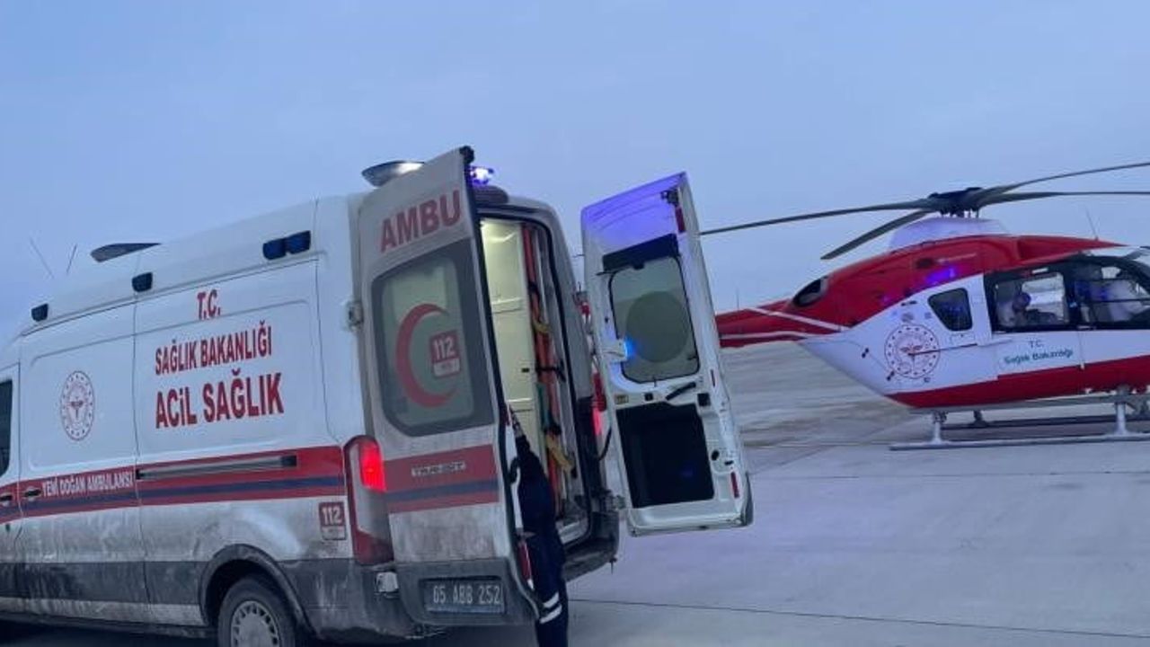 Muş'ta Solunum Sıkıntısı Yaşayan 26 Hafta 3 Günlük Prematüre Bebek Helikopter Ambulansla Van'a Nakledildi