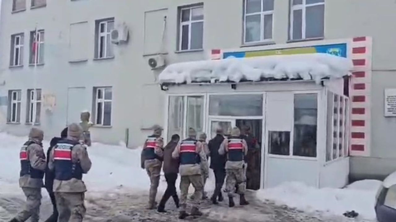 Muş’ta uyuşturucu operasyonu: 5 şüpheli tutuklandı