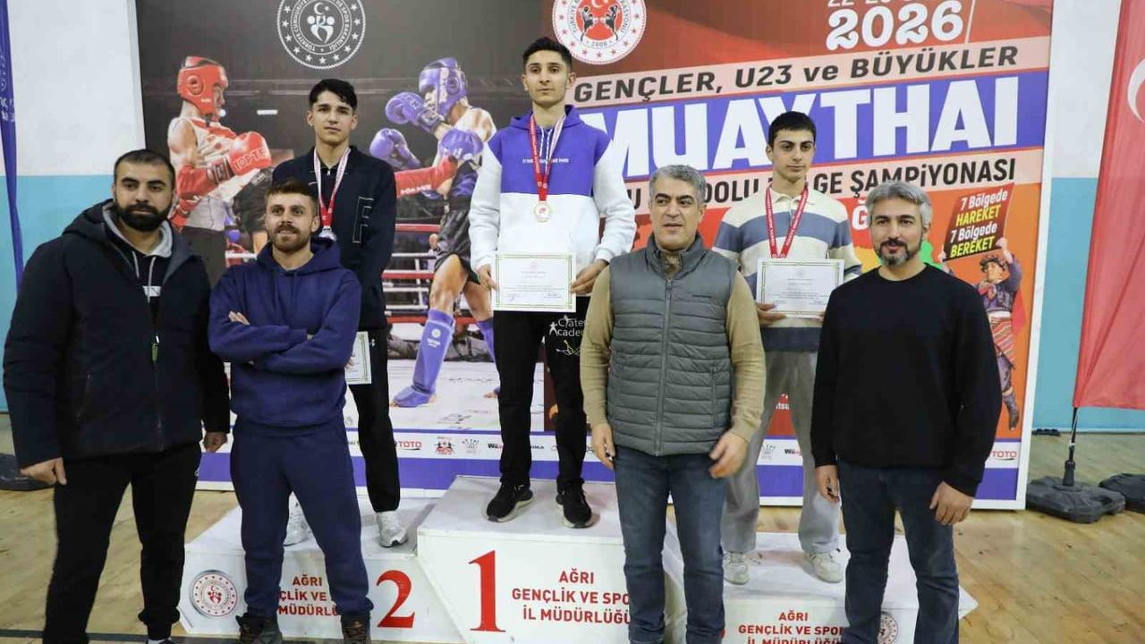 Muşlu sporculardan Muaythai Doğu Anadolu Bölge Şampiyonası’nda 14 madalya