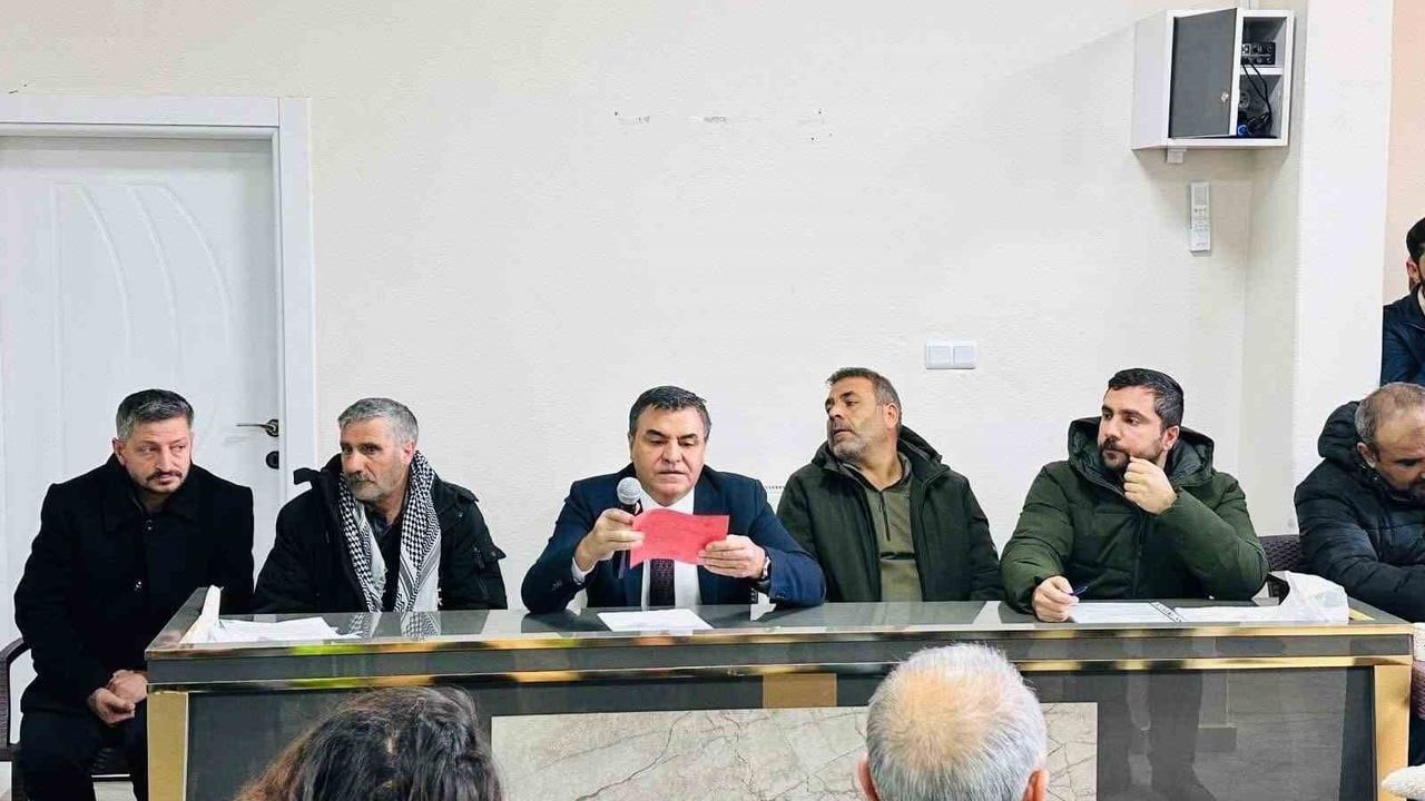 Mustafa Aslan oyların tamamını alarak Çermik Şoförler ve Otomobilciler Odası başkanlığında güven tazeledi